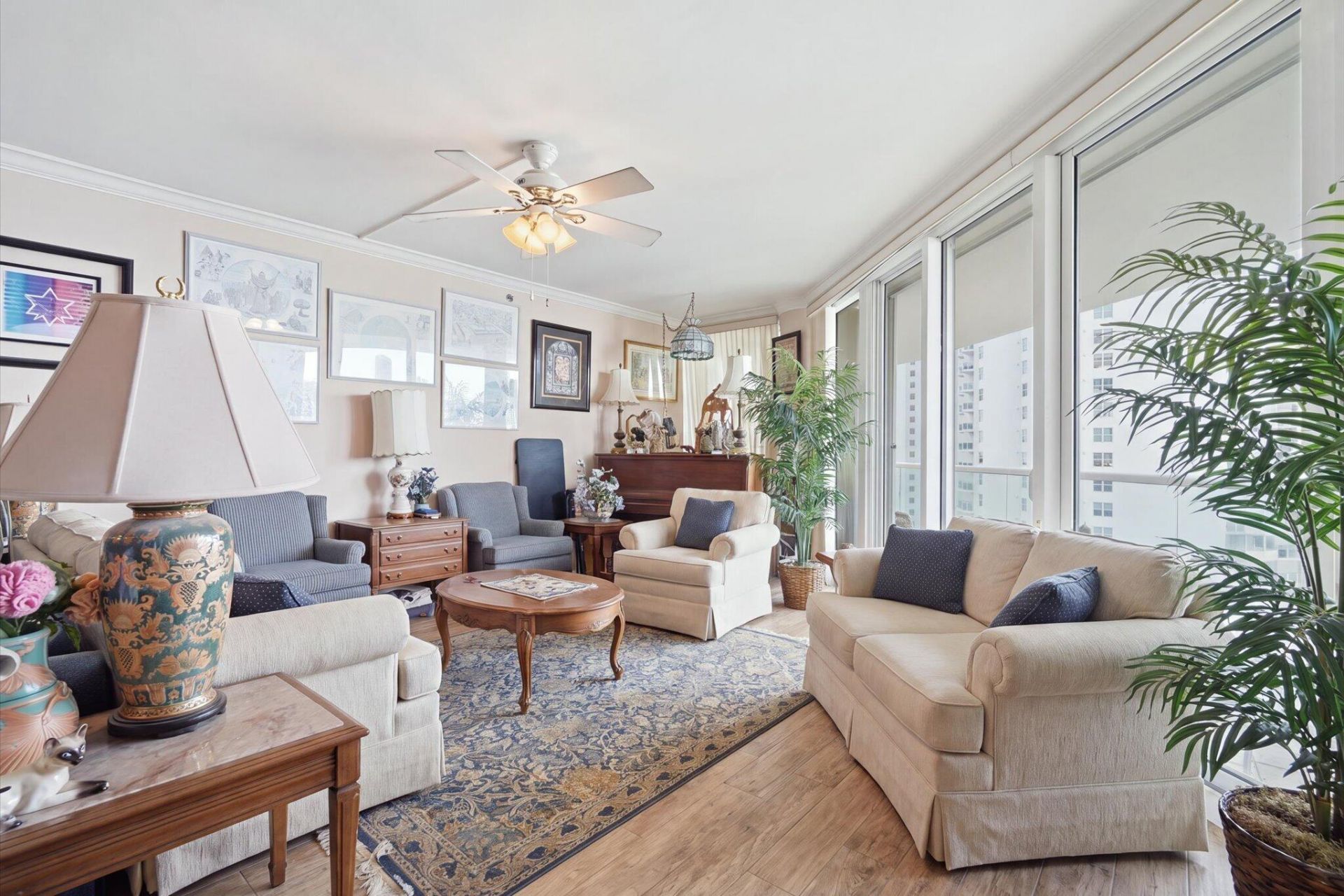 7000 W Island Boulevard, Unit 907, Aventura, FL 33160 Photo