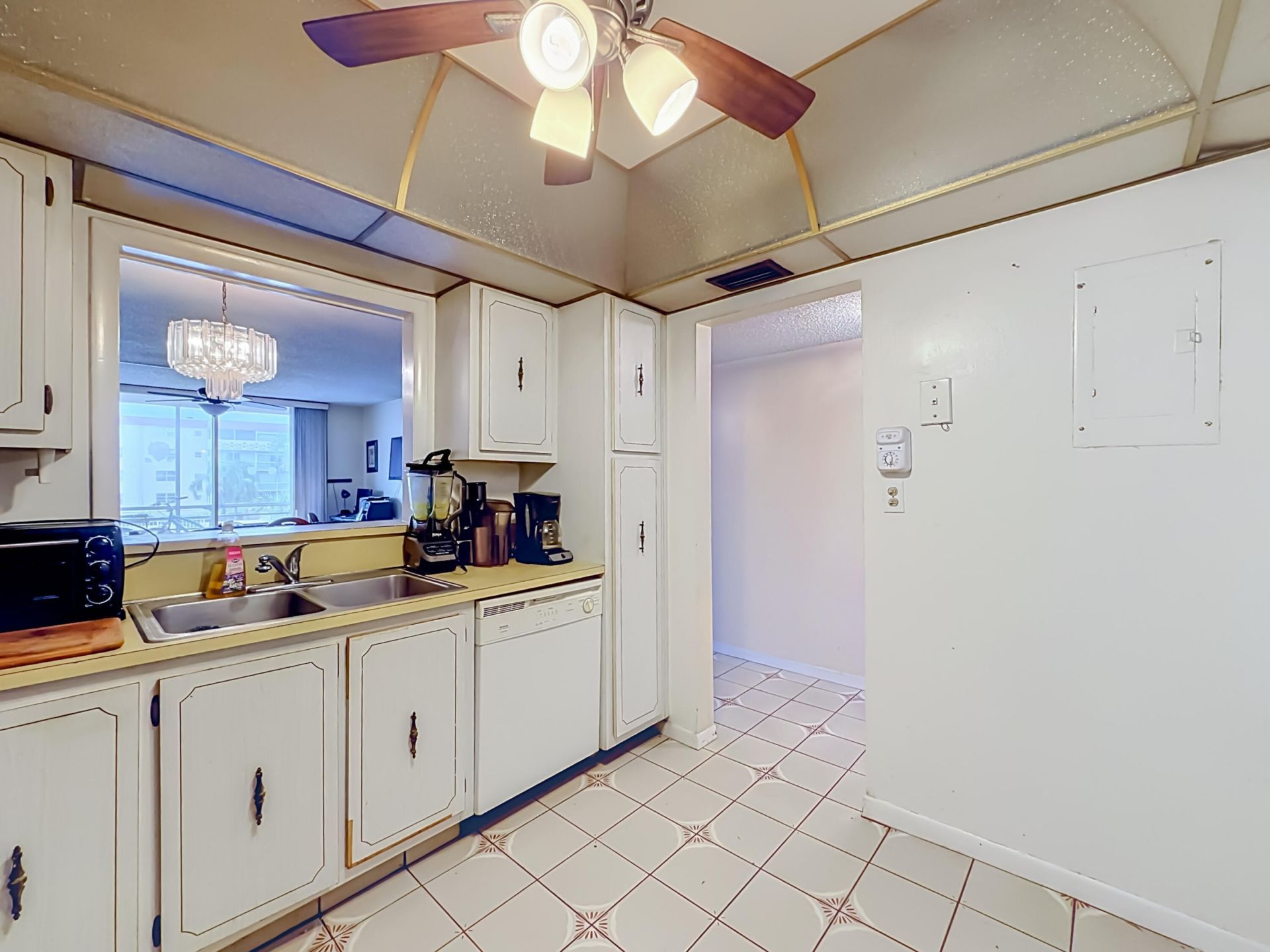 410 NW 68th Avenue, Unit 301, Plantation, FL 33317 Photo