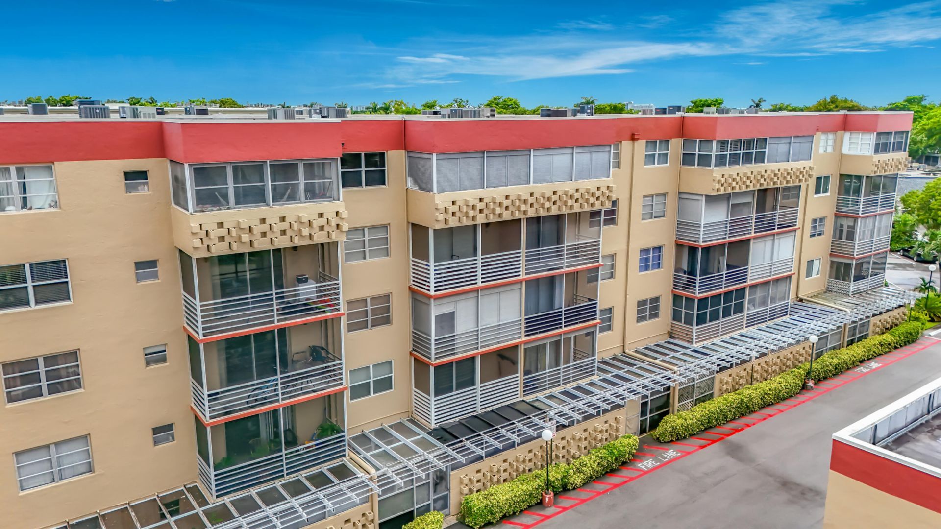 410 NW 68th Avenue, Unit 301, Plantation, FL 33317 Photo