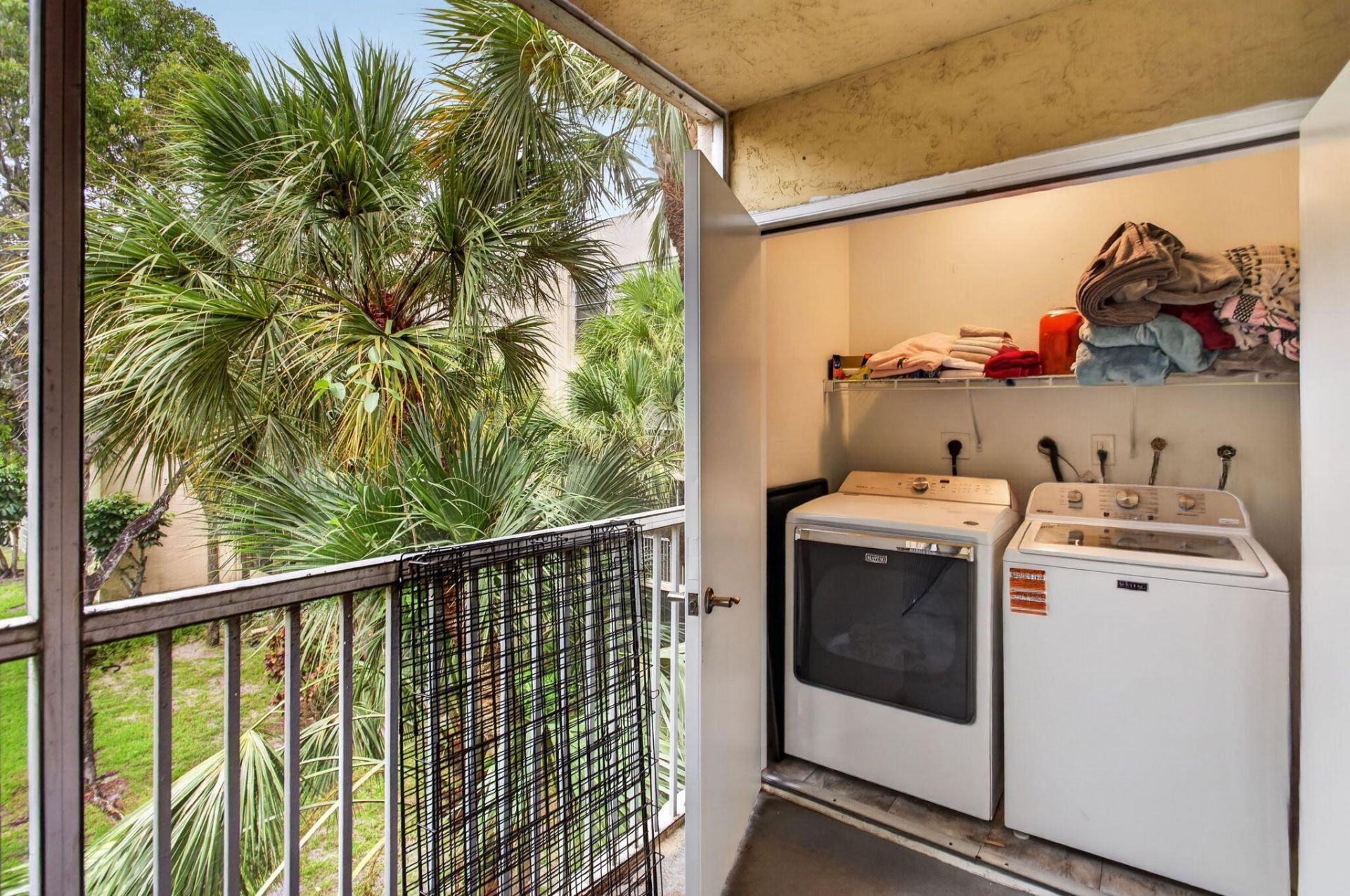 3301 NW 47th Terrace, Unit 308, Lauderdale Lakes, FL 33319 Photo