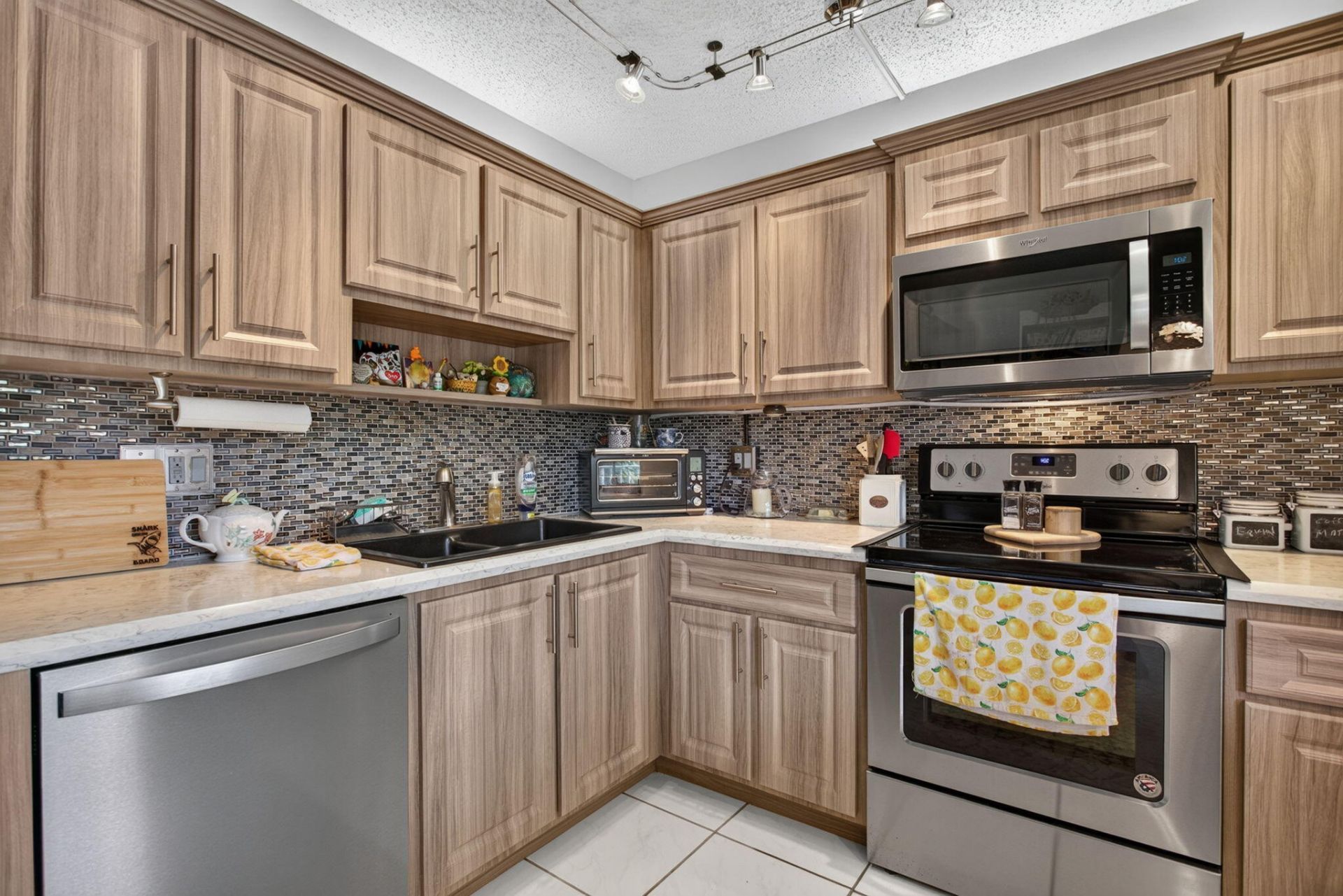 806 Cypress Grove Lane, Unit 304, Pompano Beach, FL 33069 Photo