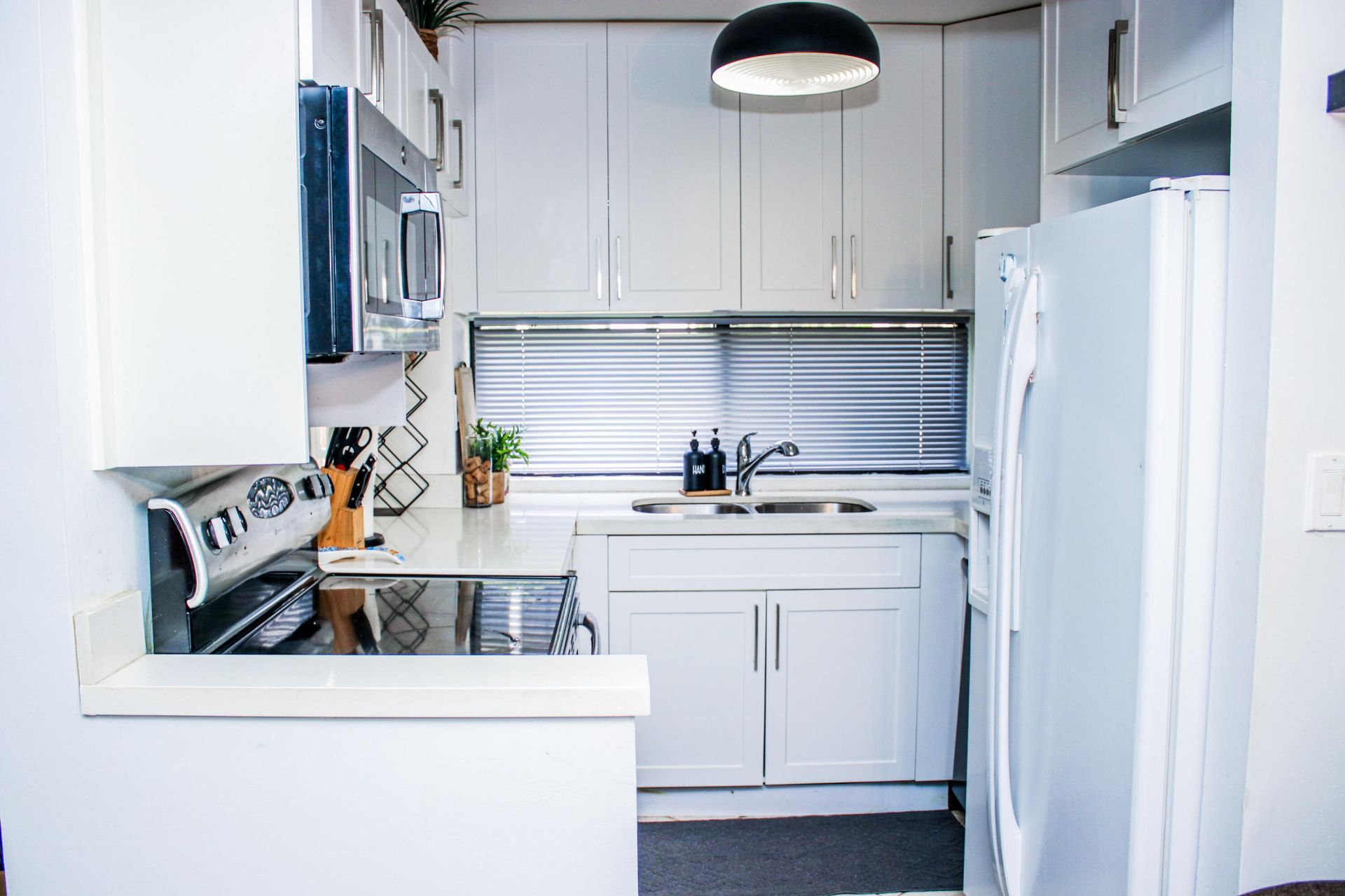 17011 N Bay Road, Unit 104, Sunny Isles Beach, FL 33160 Photo