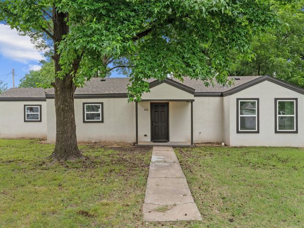 206 S Shawnee Avenue , Dewey, OK 74029
