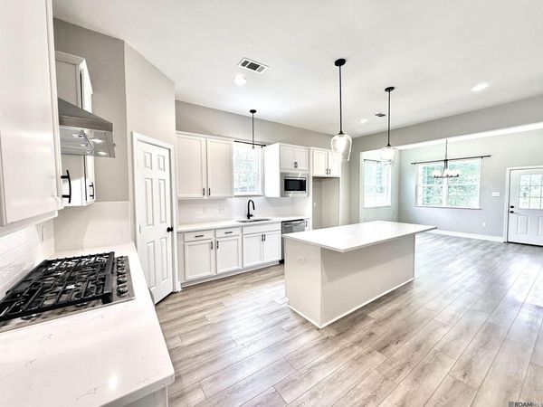 10539 Durmast Dr, Baton Rouge, LA 70739