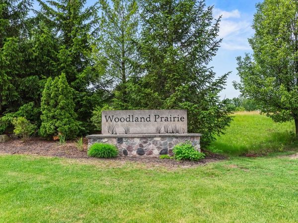 6751 S PRAIRIEWOOD LANE, Unit 6749, Franklin, WI 53132