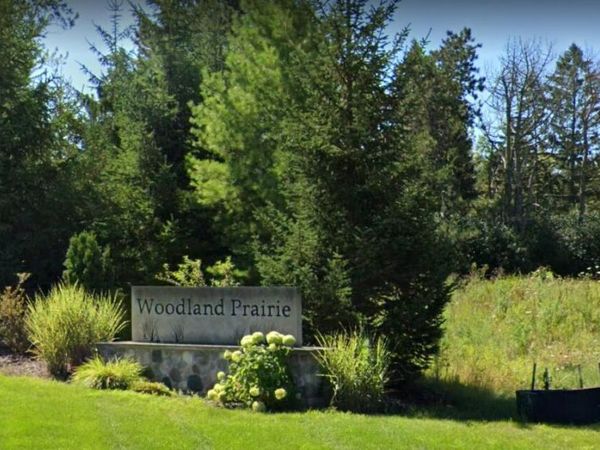 6741 S PRAIRIEWOOD LANE, Unit 6743, Franklin, WI 53132