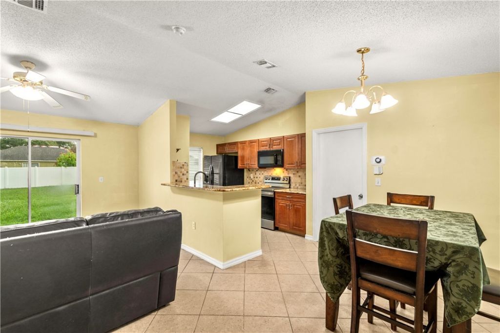 1335 23rd Street Sw, Vero Beach, FL 32962 Photo