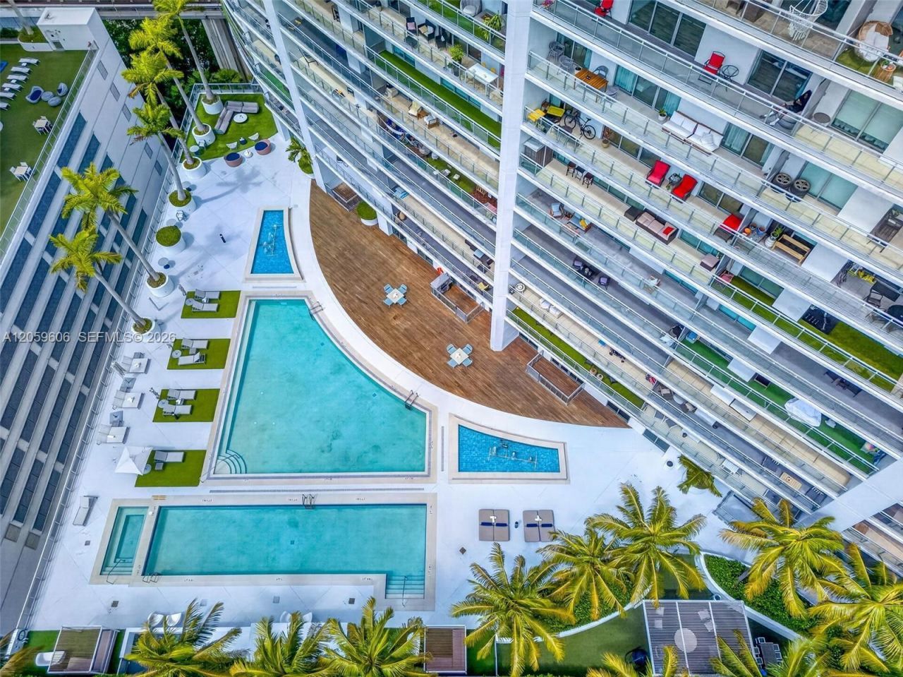 90 SW 3rd St , Unit 3212, Miami, FL 33130 Photo