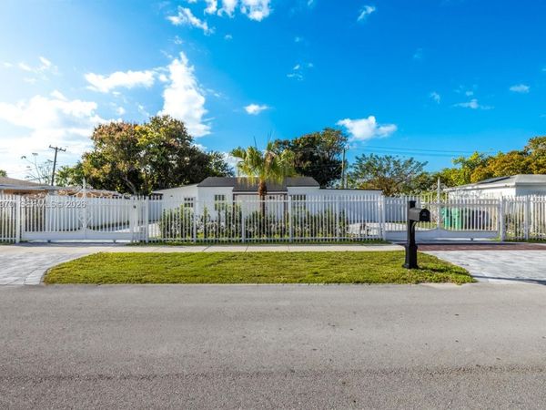 10050 SW 171st St , Unit 10050, Miami, FL 33157