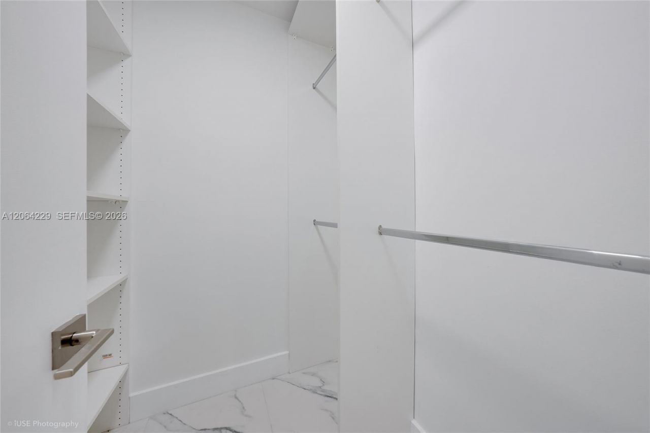 52 Camden Dr, Bal Harbour, FL 33154 Photo