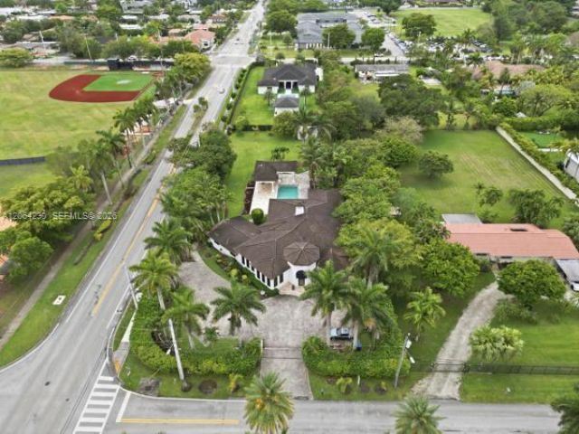 6200 SW 97th Ave, Miami, FL 33173 Photo