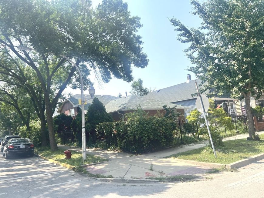 Main Photo