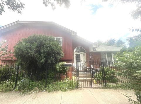 Main Photo