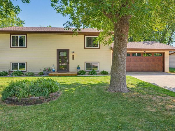 745 Dale Street SW, Hutchinson, MN 55350
