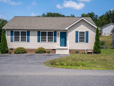 2400 BRENTWOOD DR, ROCKINGHAM, VA 22801