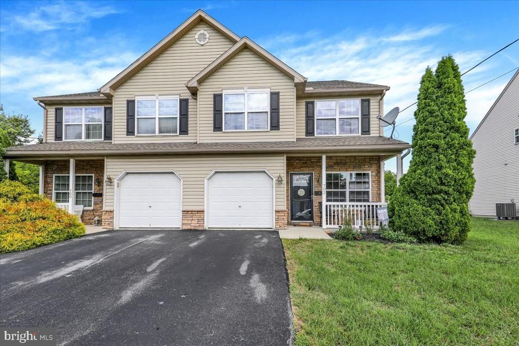 702 WATER STREET , TEMPLE, PA 19560