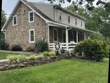 450 KOHLER SCHOOL ROAD , NEW OXFORD, PA 17350
