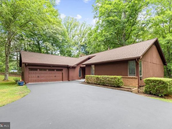 12212 WOODLARK COURT, MANASSAS, VA 20112