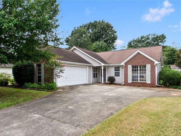 1714 Bradford Lane, Bessemer, AL 35022