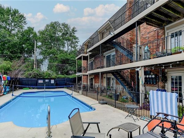 4038 Clark Avenue, Kansas City, MO 64111
