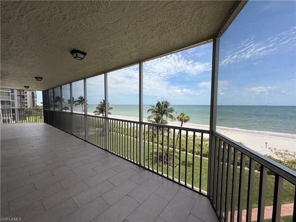 10701 Gulf Shore DR, Unit 401, NAPLES, FL 34108