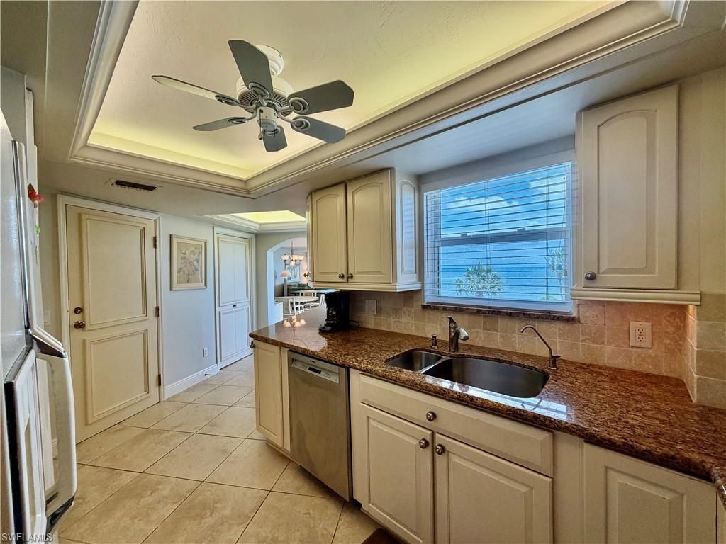 10701 Gulf Shore Dr, Unit 401, Naples, FL 34108 Photo