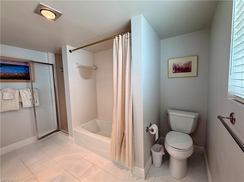 10701 Gulf Shore Dr, Unit 401, Naples, FL 34108 Photo