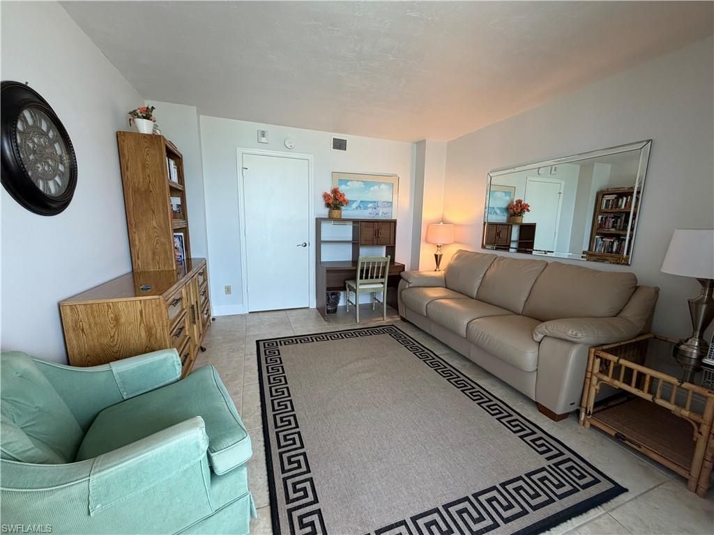 10701 Gulf Shore Dr, Unit 401, Naples, FL 34108 Photo