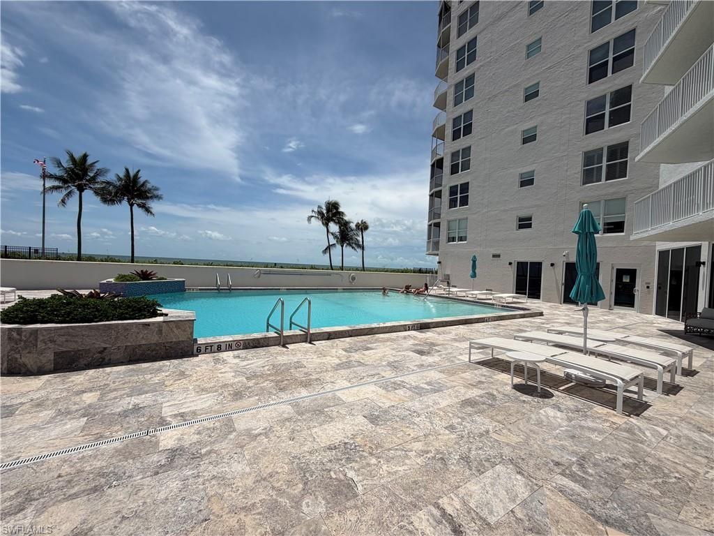 10701 Gulf Shore Dr, Unit 401, Naples, FL 34108 Photo
