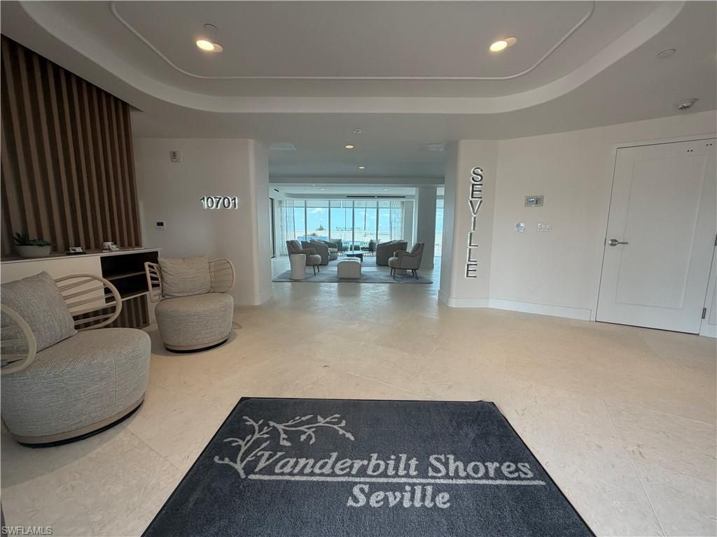 10701 Gulf Shore Dr, Unit 401, Naples, FL 34108 Photo