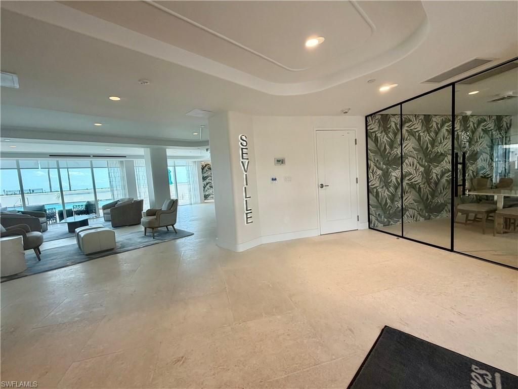 10701 Gulf Shore Dr, Unit 401, Naples, FL 34108 Photo
