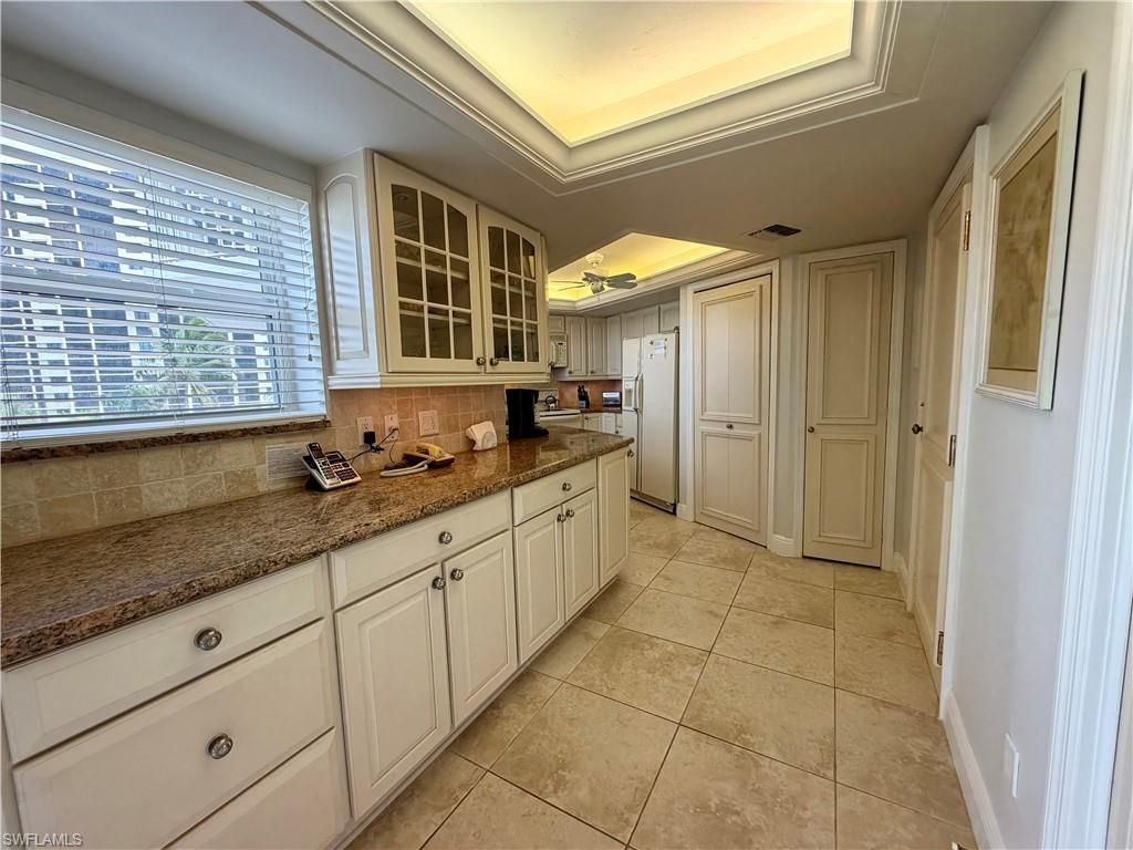 10701 Gulf Shore Dr, Unit 401, Naples, FL 34108 Photo