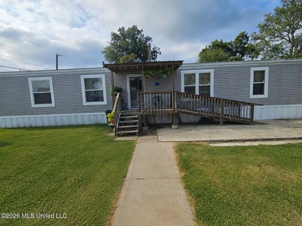 101 Railroad Avenue, Beulah, MS 38726