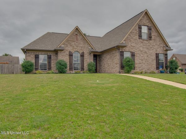 5870 Antler Trail, Southaven, MS 38672