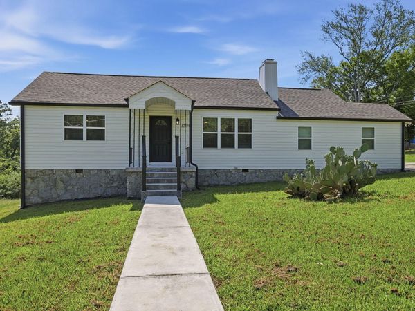 1500 Greenwood Road, Chattanooga, TN 37411