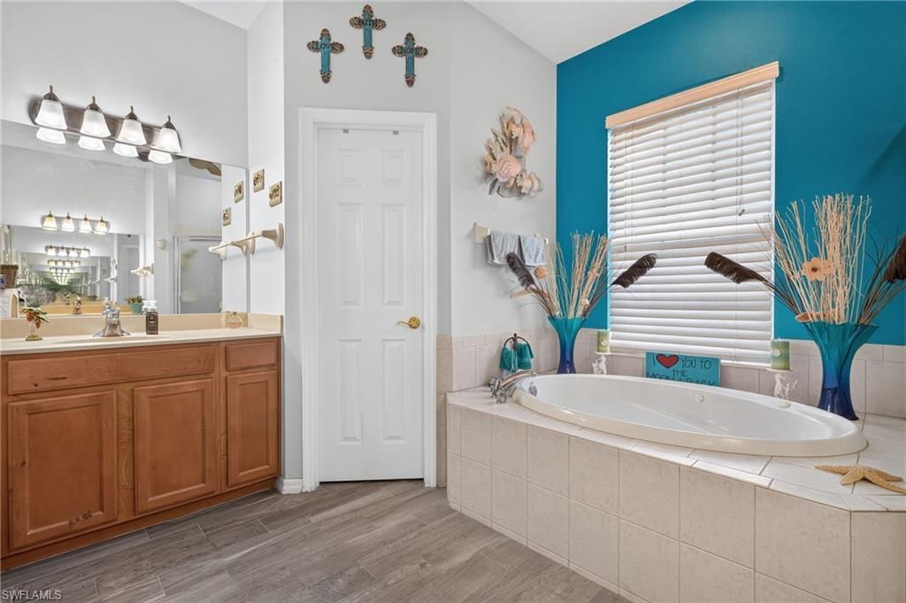 10650 Sir Michaels Place Dr , Bonita Springs, FL 34135 Photo