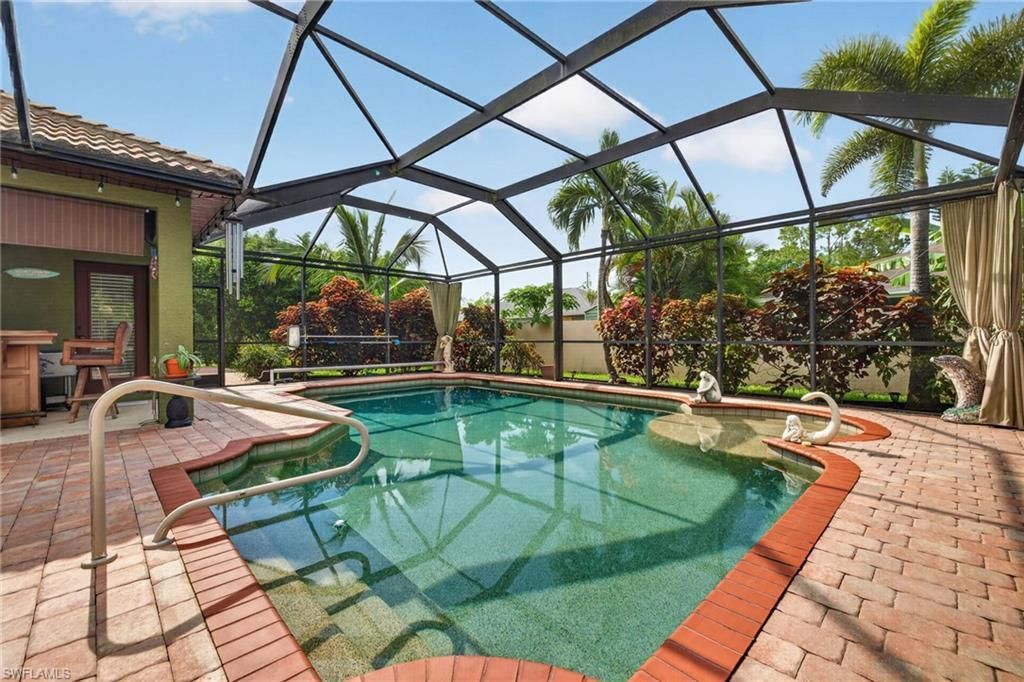 10650 Sir Michaels Place Dr , Bonita Springs, FL 34135 Photo