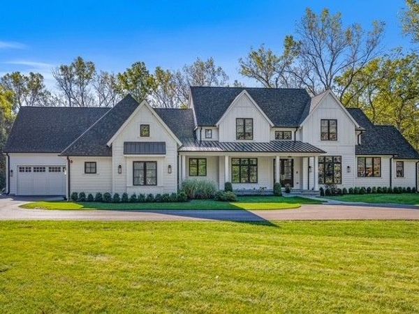 2701 Daiquiri Drive , Riverwoods, IL 60015