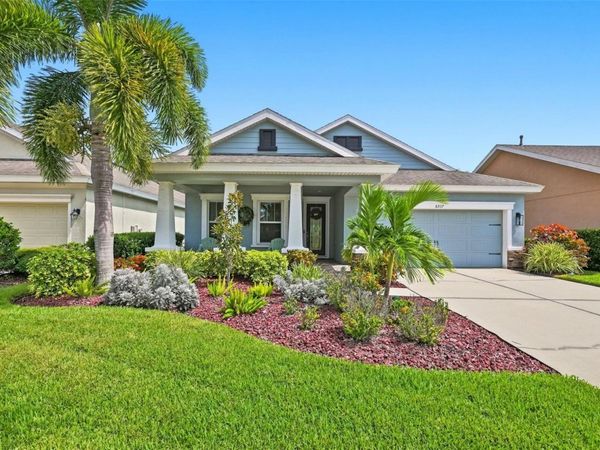 6517 NESTALL COURT , APOLLO BEACH, FL 33572