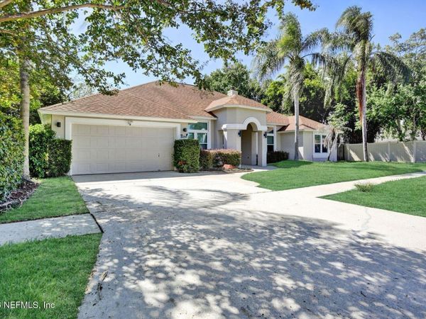 2958 CANYON FALLS Drive E, Jacksonville, FL 32224