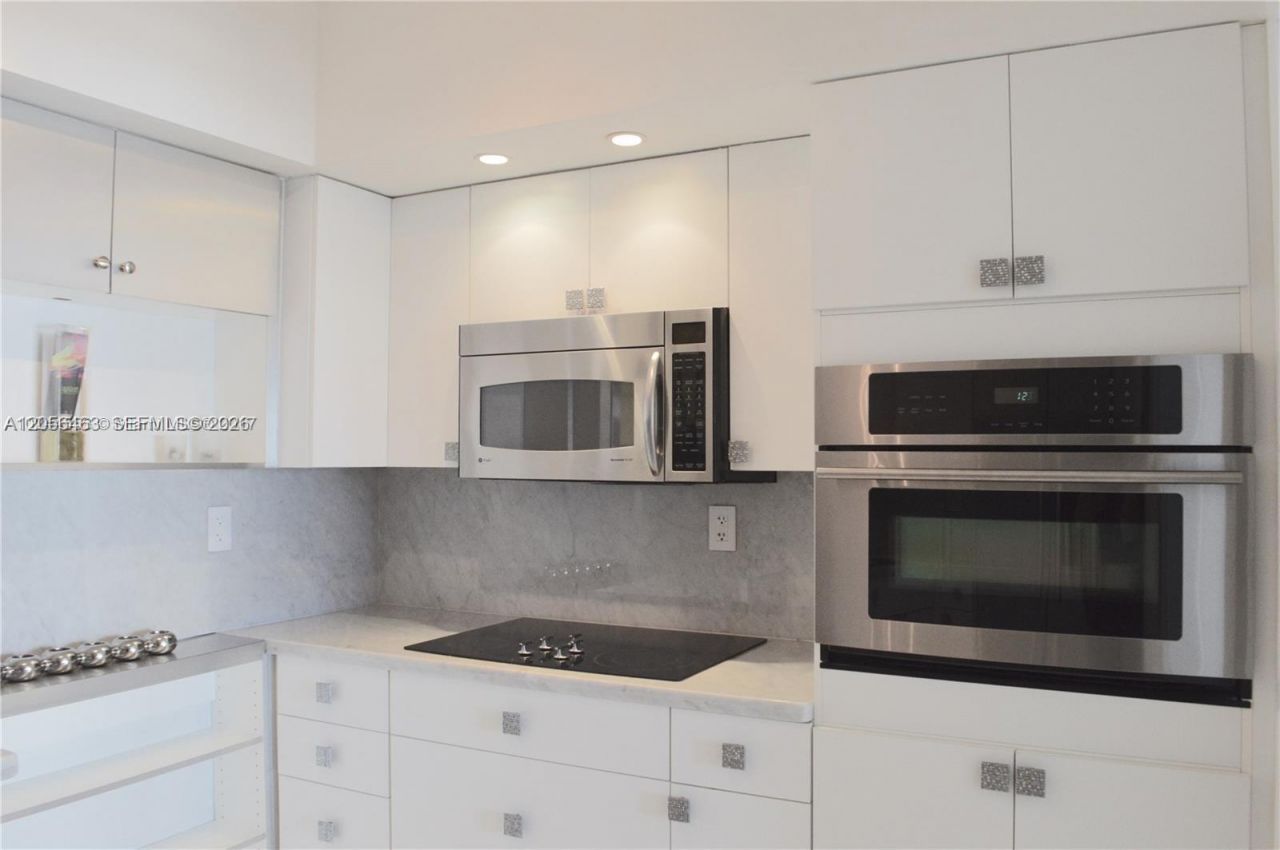 Please Call For Address, Unit 1003, Miami, FL 33131 Photo