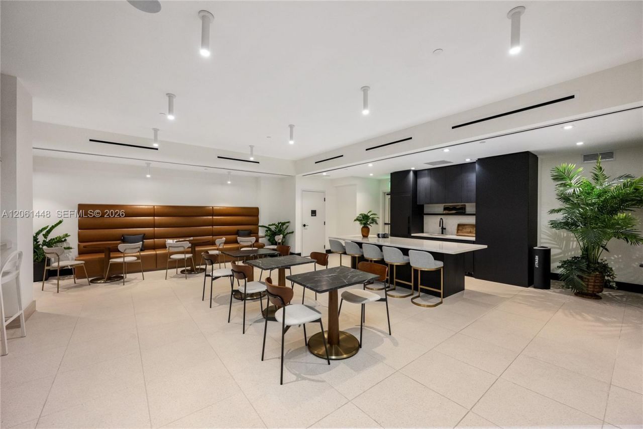 225 N Miami Ave, Unit 1506, Miami, FL 33128 Photo