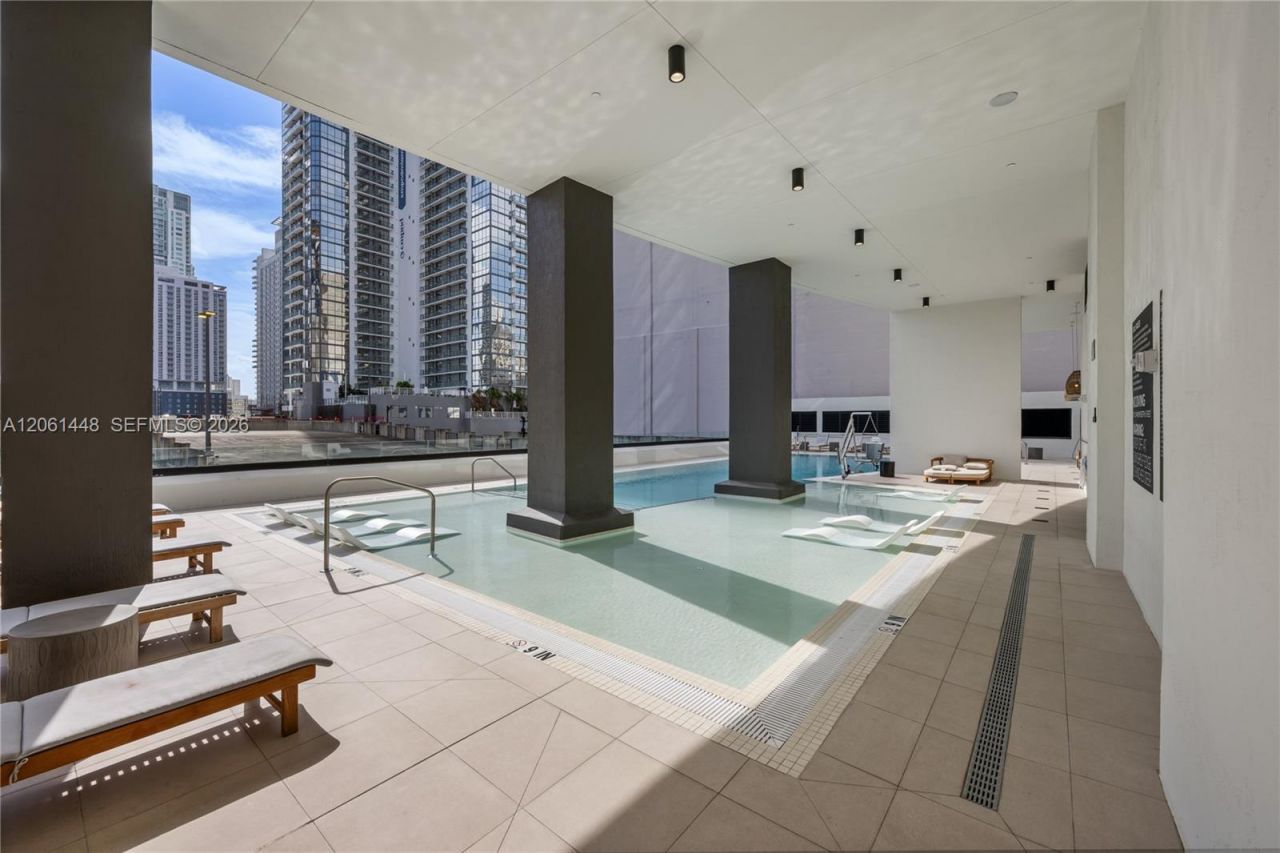 225 N Miami Ave, Unit 1506, Miami, FL 33128 Photo