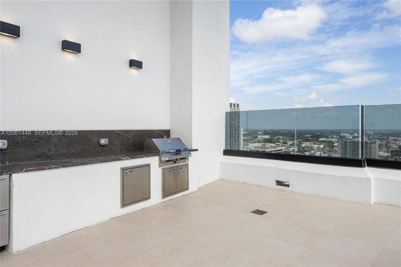 225 N Miami Ave, Unit 1506, Miami, FL 33128 Photo