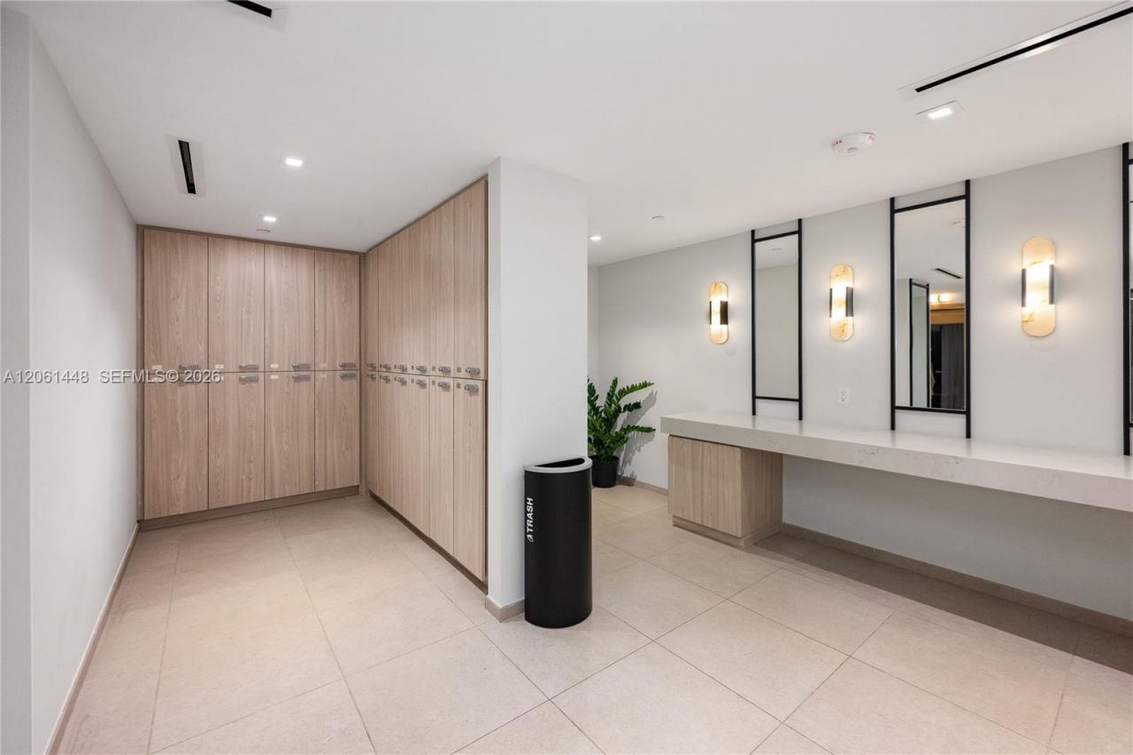 225 N Miami Ave, Unit 1506, Miami, FL 33128 Photo