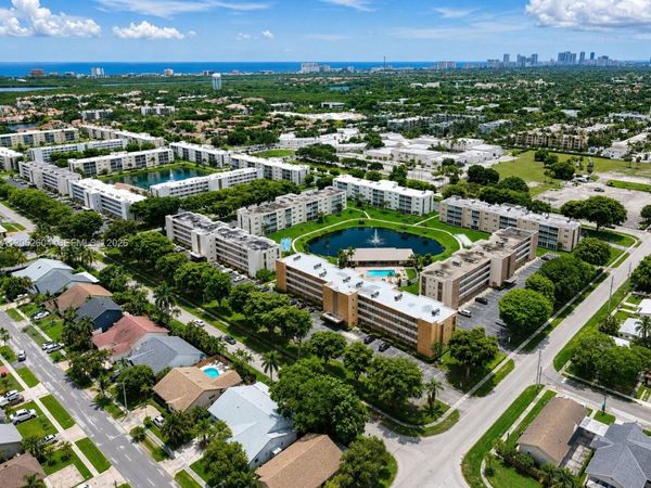 206 SE 10th St , Unit 203, Dania Beach, FL 33004
