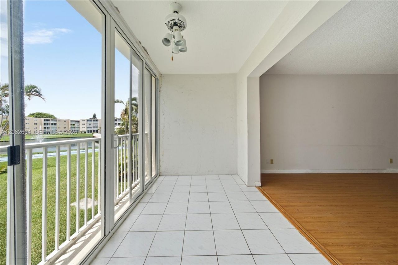 206 SE 10th St , Unit 203, Dania Beach, FL 33004 Photo