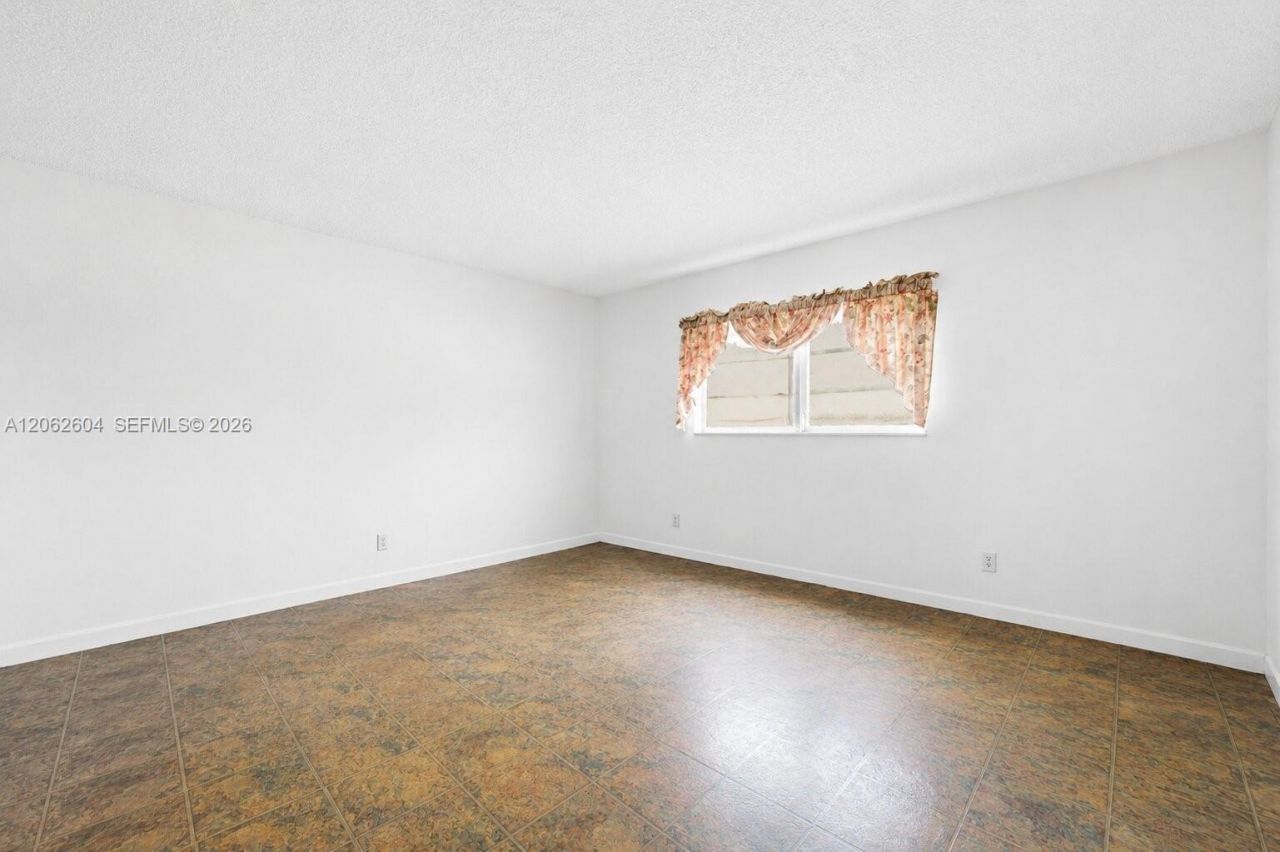 206 SE 10th St , Unit 203, Dania Beach, FL 33004 Photo