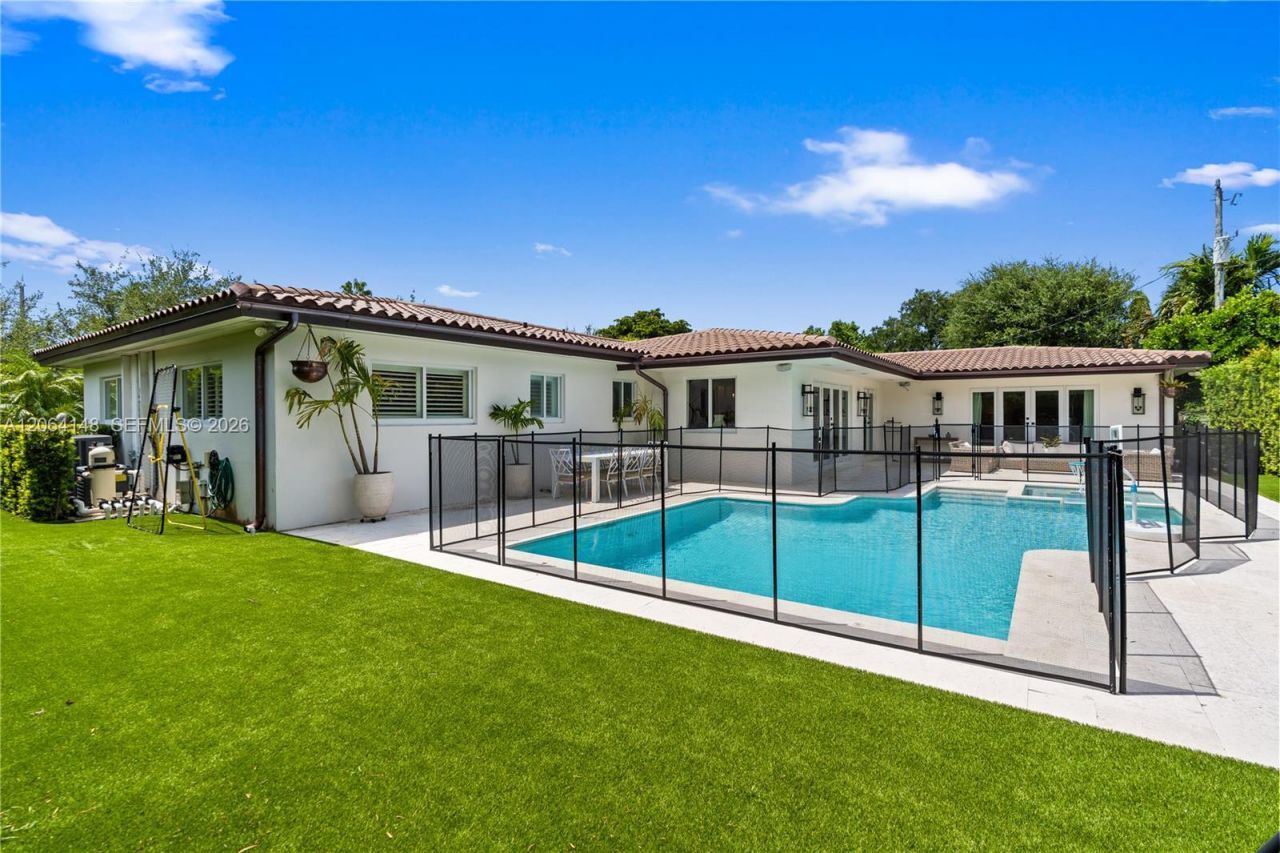 735 Benevento Ave, Coral Gables, FL 33146 Photo