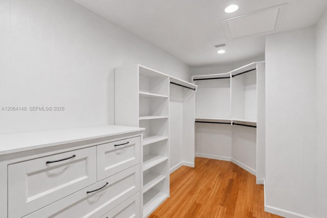 735 Benevento Ave, Coral Gables, FL 33146 Photo